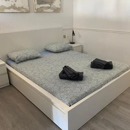 Cristianos Port Royale 138 דירה *